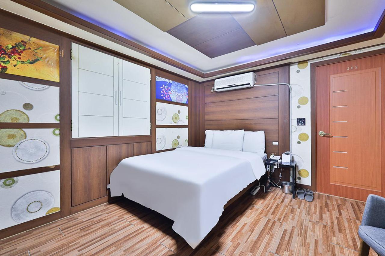 Picasso Motel Seoul Exterior photo