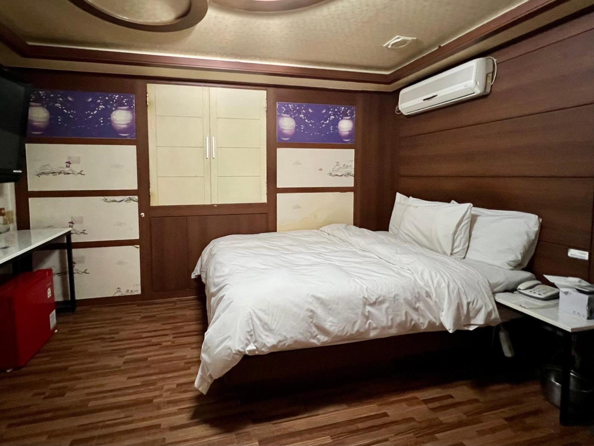 Picasso Motel Seoul Exterior photo